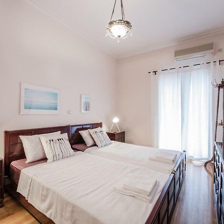 Retro Apartment At Trendy Exarcheia Athen Exterior foto